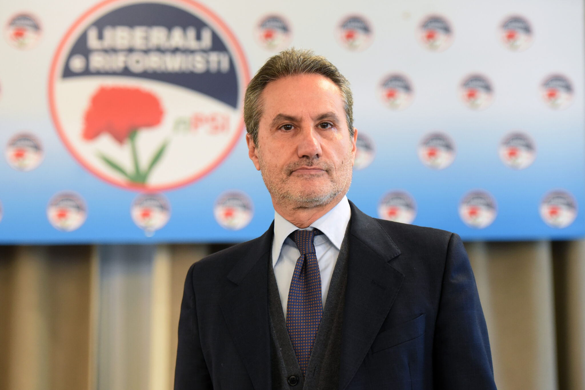 Caldoro lascia il Consiglio Regionale, entra Di Scala: svolta politica in  vista delle elezioni in Campania – JUORNO.it / IL GIORNO